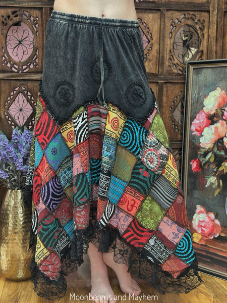 MYSTIC PATCH SKIRT