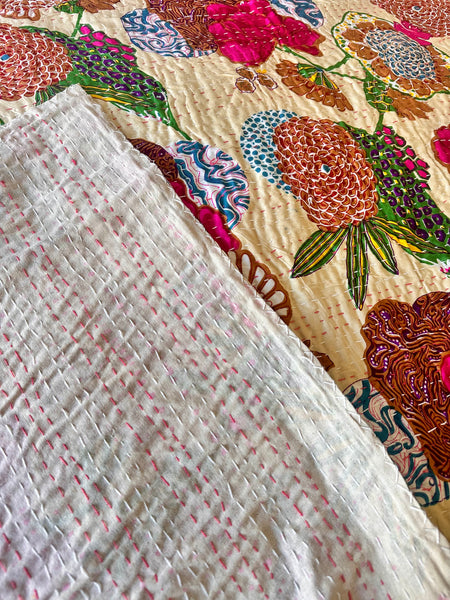 DOUBLE KANTHA THROW (MELLOW SUN)