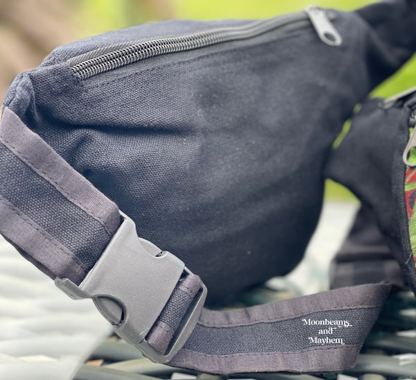 SUNFLOWER MONEY BELT / WAIST BAG ( BUM / HIP BAG ) - MoonbeamsandMayhem