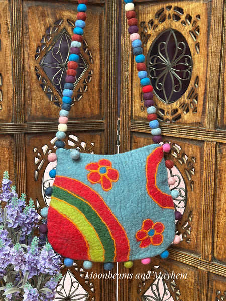 BOBBLE & BLOOM FELTED BAG (BA168)