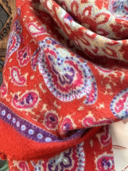 DELICIOUSLY SOFT AFTERGLOW SCARF