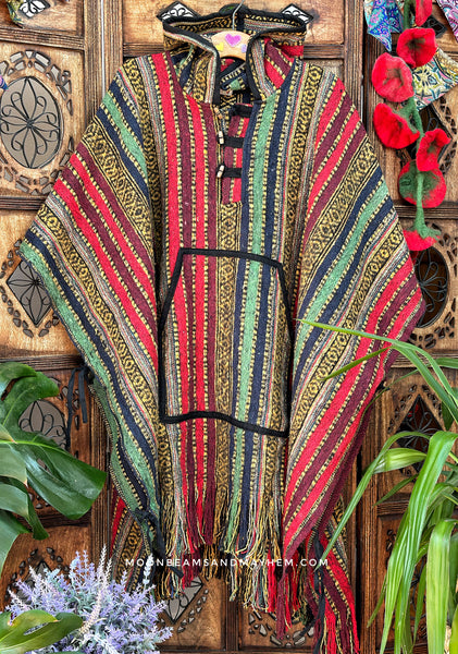 EXQUISITE WARM  KAFTAN PONCHO