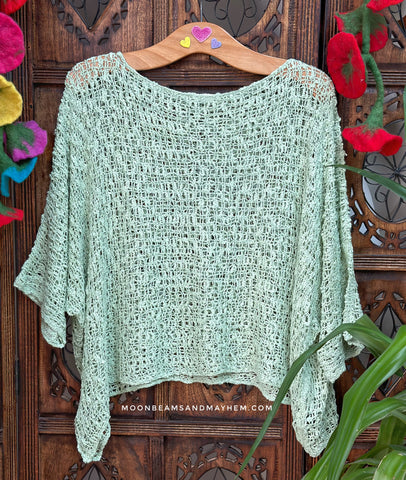 LOOSE WEAVE LIGHT GREEN PULLOVER