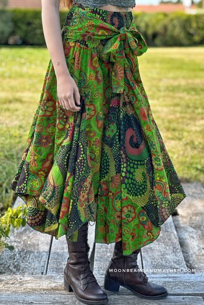 MAGICAL GREEN PIXIE SKIRT (REG/XL)