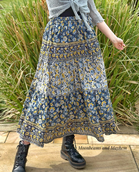 DELICIOUS FORGET ME NOT SKIRT