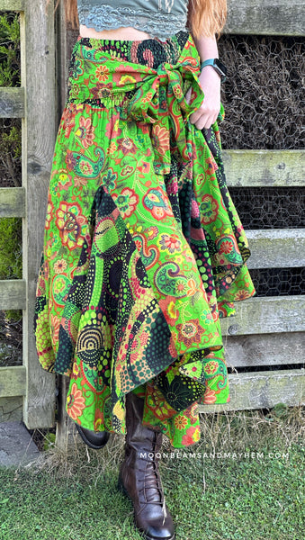 MAGICAL GREEN PIXIE SKIRT (REG/XL)