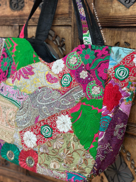 WILD SPIRIT EMBROIDERED SHOULDER BAG / TOTE