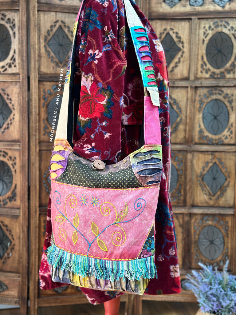 MEADOW MOON FRINGE BAG (BA159)