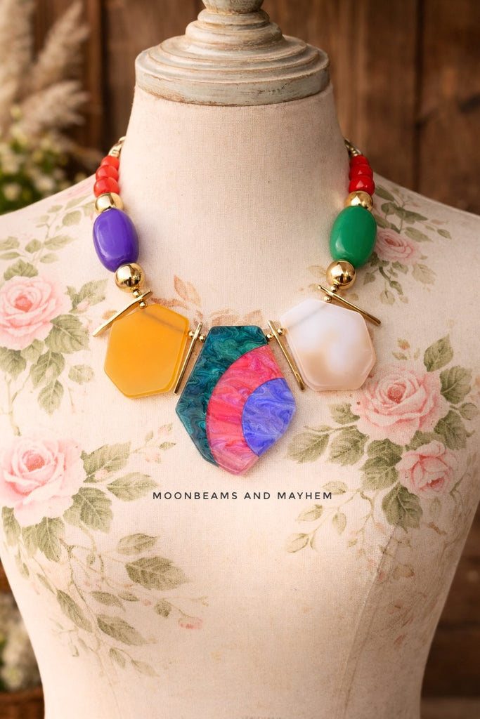 COLOUR CONSPIRACY NECKLACE - MoonbeamsandMayhem