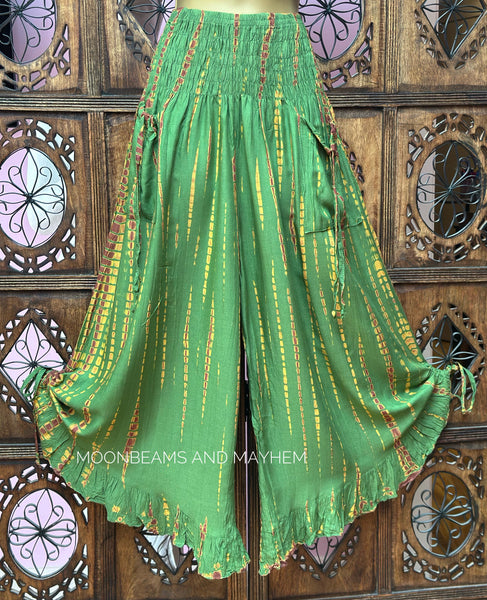 FRILL SEEKER GREEN TROUSERS
