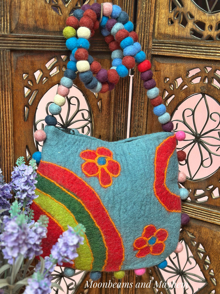 BOBBLE & BLOOM FELTED BAG (BA168)