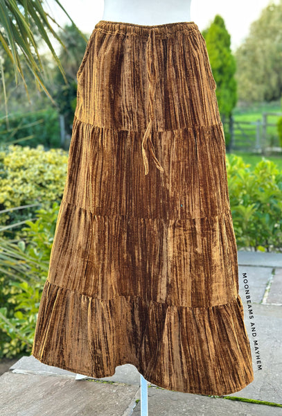 STARGAZER GOLD VELVET SKIRT (WITH POCKETS)
