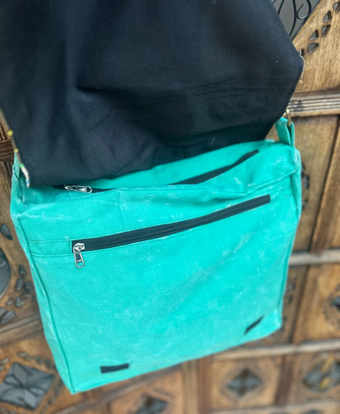 OVERSIZED FOLK ART SATCHEL (BA158)