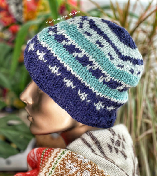 COSY BLUE WINTER BEANIE HAT - MoonbeamsandMayhem