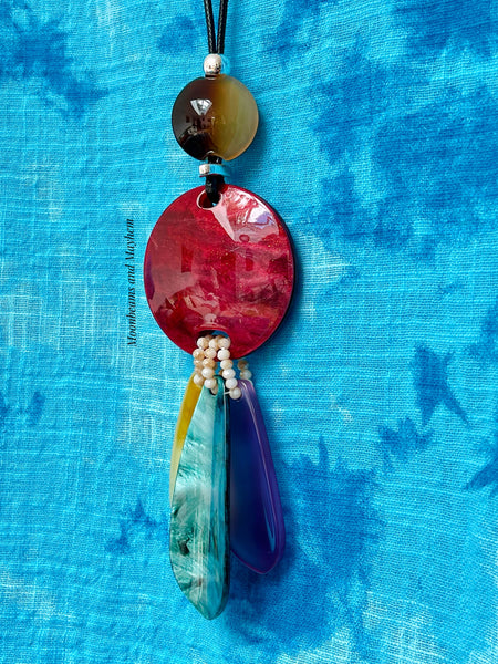 BEAUTIFULLY BOLD ACRYLIC COLOUR POP NECKLACE - MoonbeamsandMayhem